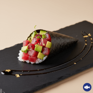 059.Temaki atún con aguacate